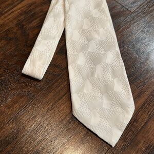 Vintage Textured Off White Lord Copley Tie